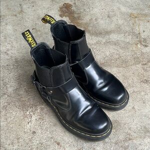 Dr Martens Wincox Smooth Leather Buckle Boots in Black Size 7